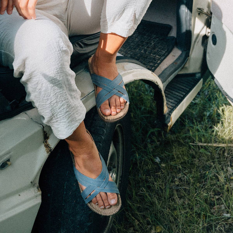 Shangies Women #1 Jute Sandal – Blue Dots