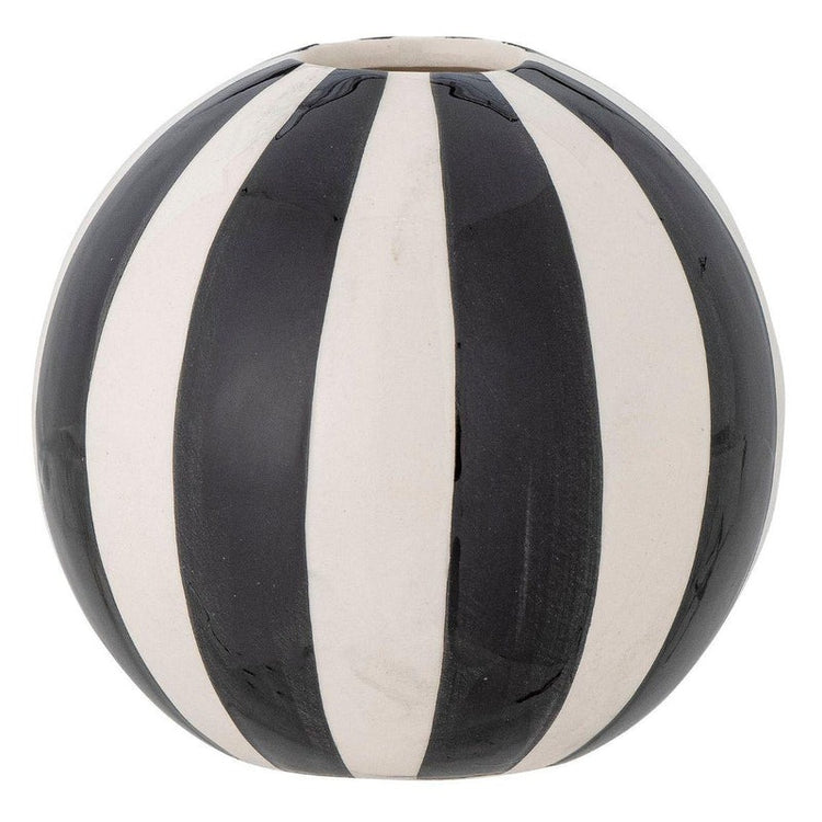 Eja Vase