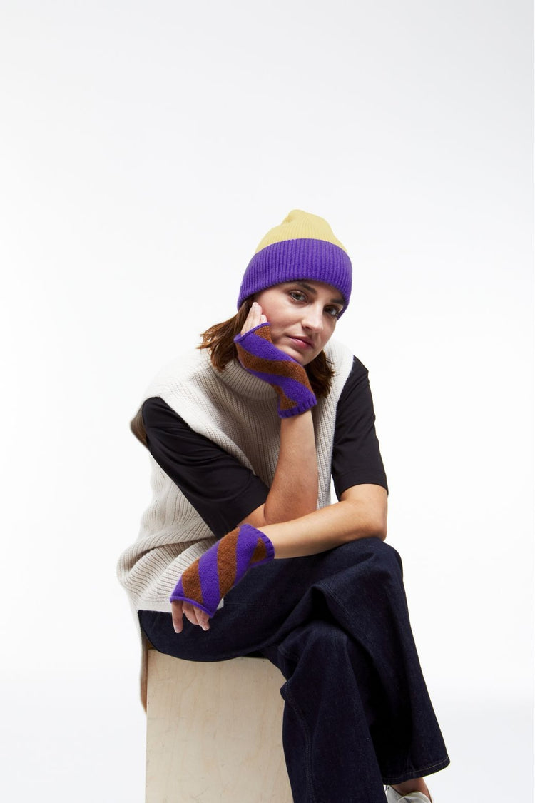 Purple Linea Hat Mapoesie