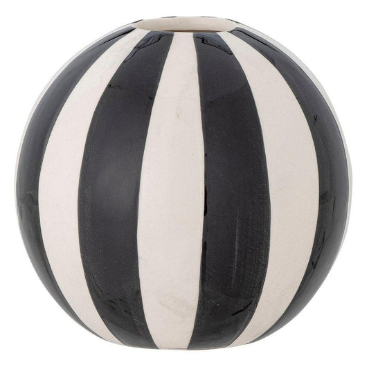 Eja Vase