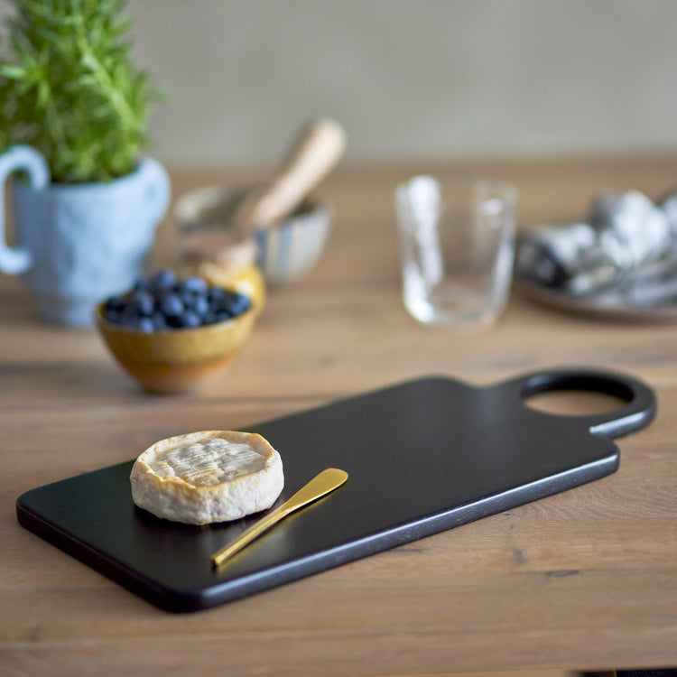 Bloomingville Black Mango wood cutting board Hombre