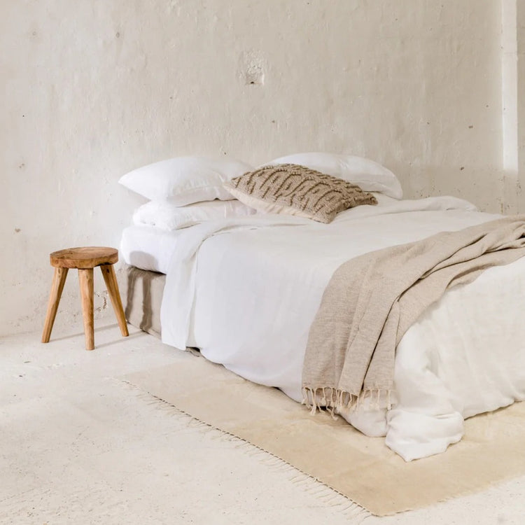 Enes Linen Bed Cover