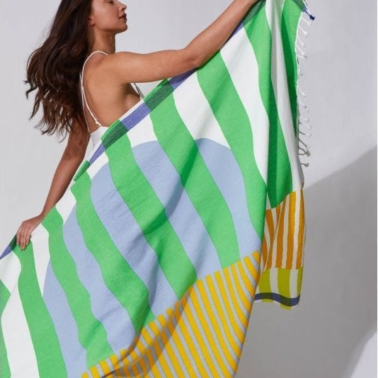 Mapoesie Sol Beach Towel