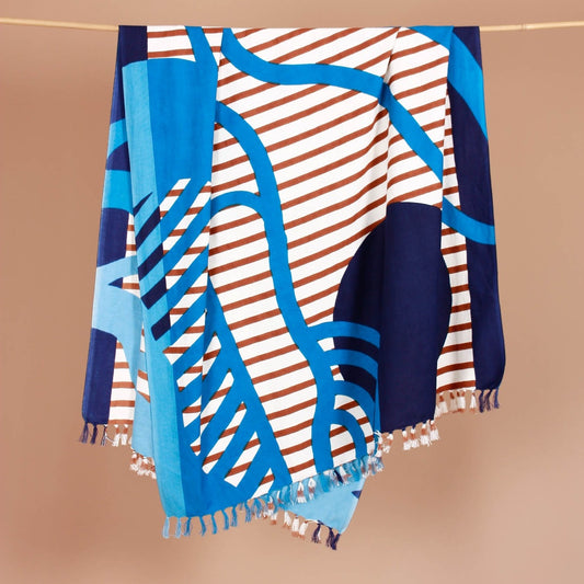 Soleil Couchant Beach Towel